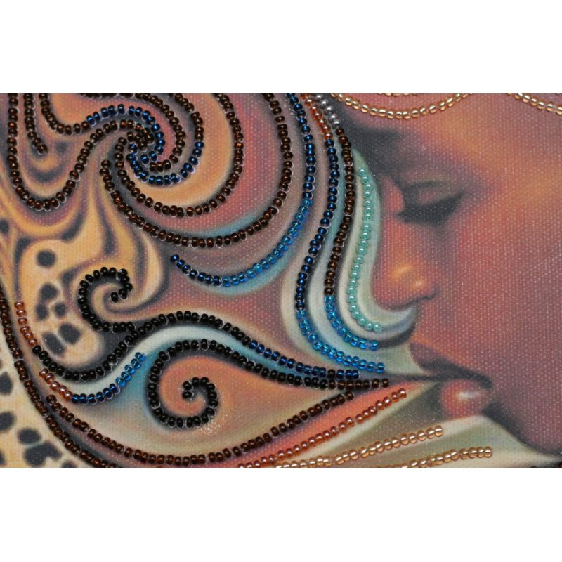 Main Bead Embroidery Kit Africa daughter