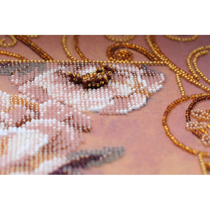 Main Bead Embroidery Kit Grisaille