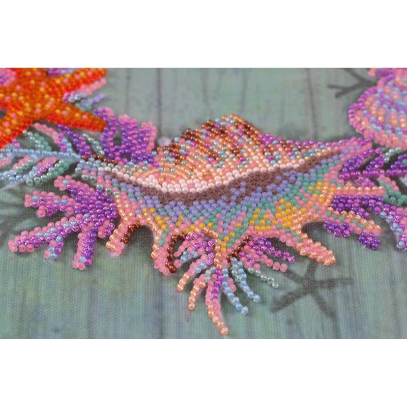 Main Bead Embroidery Kit Wreath of shells