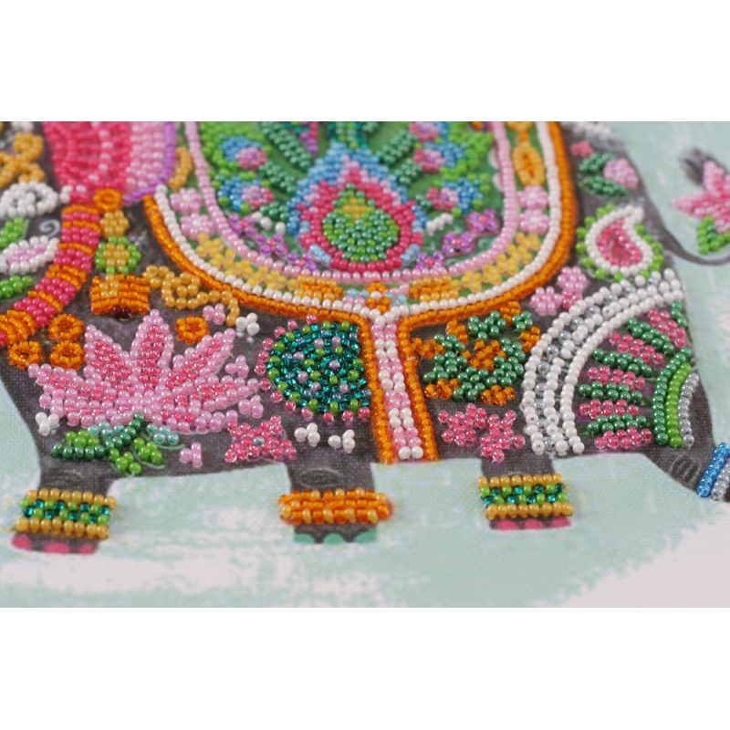 Main Bead Embroidery Kit Three elephants for happiness