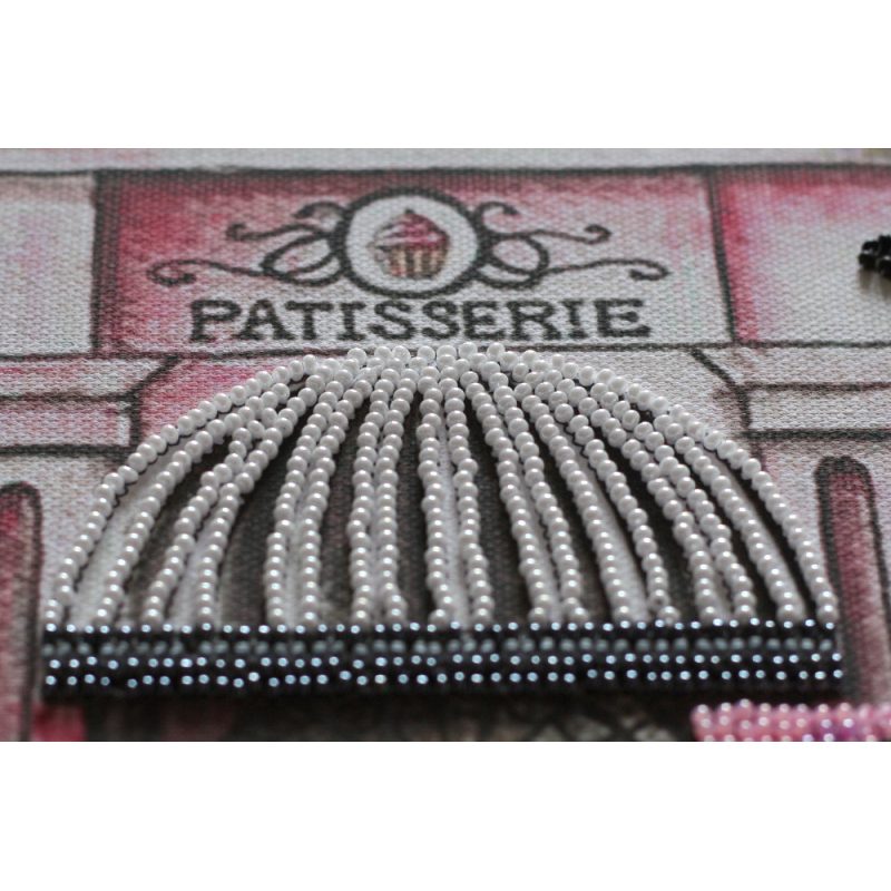 Main Bead Embroidery Kit Having a dessert