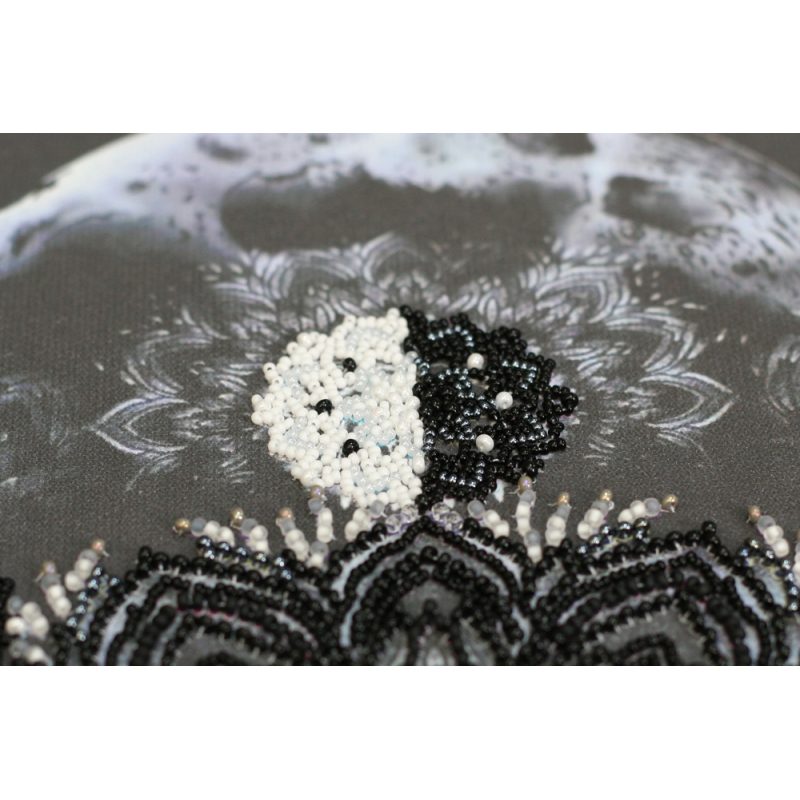 Main Bead Embroidery Kit Selena’s Dance