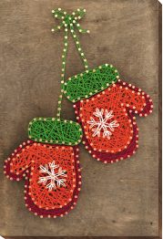 Creative Kit/String Art Mittens