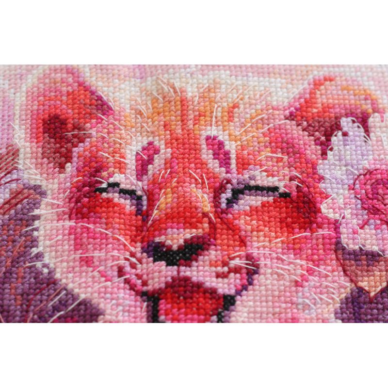 Cross-stitch kits Little lioness