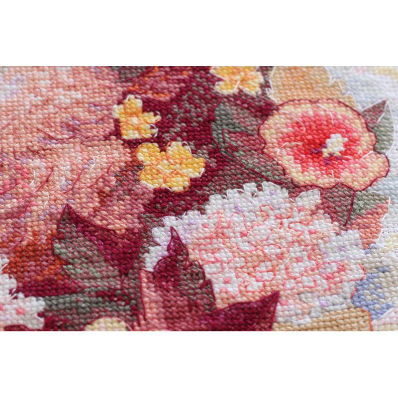Cross-stitch kits Lucky