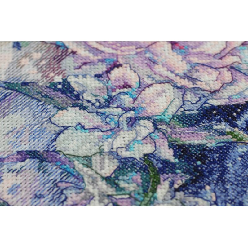 Cross-stitch kits White Legends