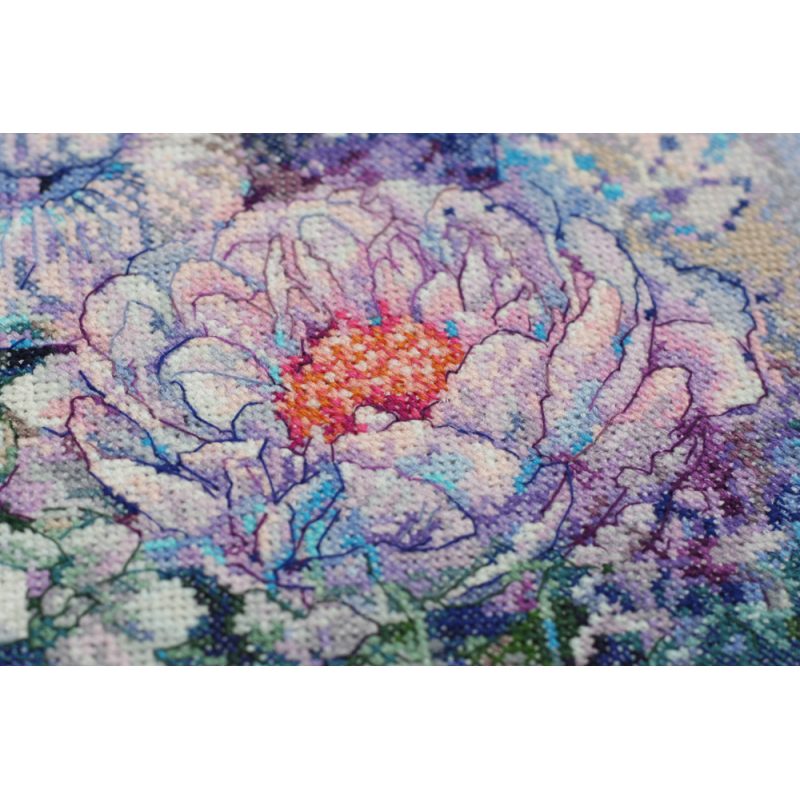 Cross-stitch kits White Legends