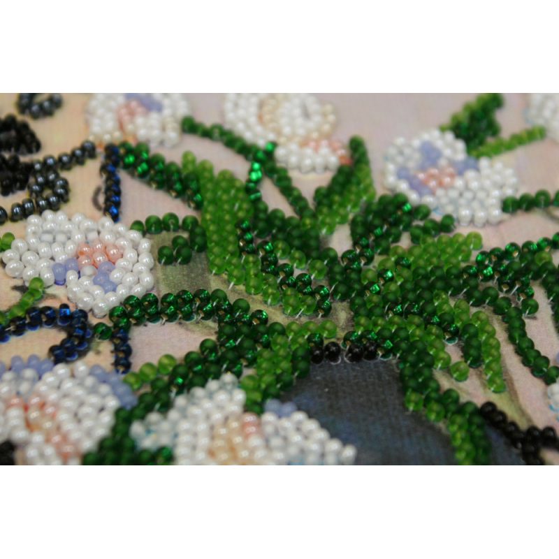 Mini Bead embroidery kit Vintage