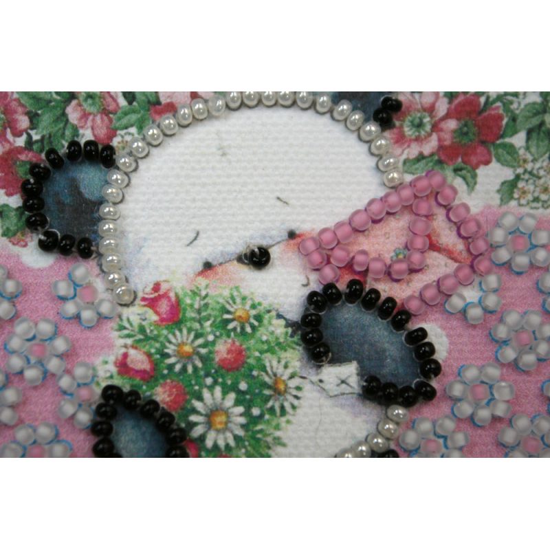 Magnets Bead embroidery kit Bear and Camomiles
