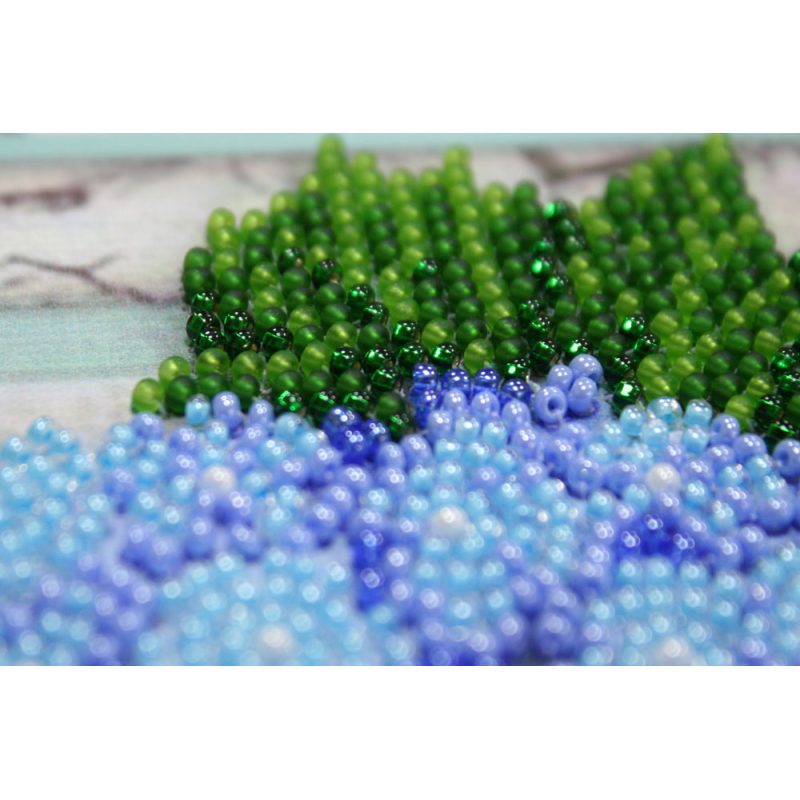 Mid-sized bead embroidery kit Gentle hydrangeas