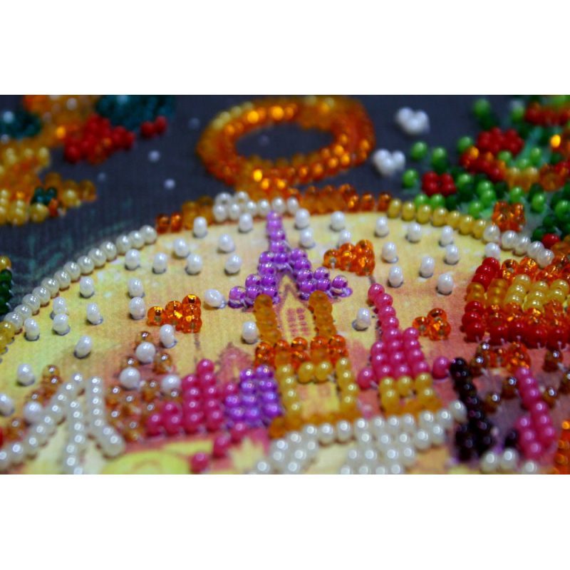Mid-sized bead embroidery kit Tale rises