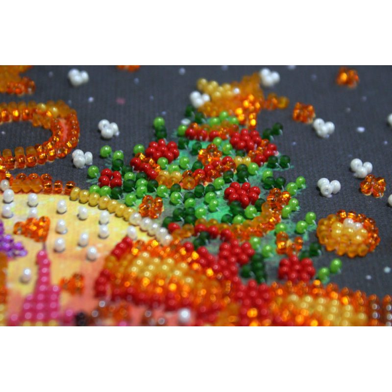 Mid-sized bead embroidery kit Tale rises