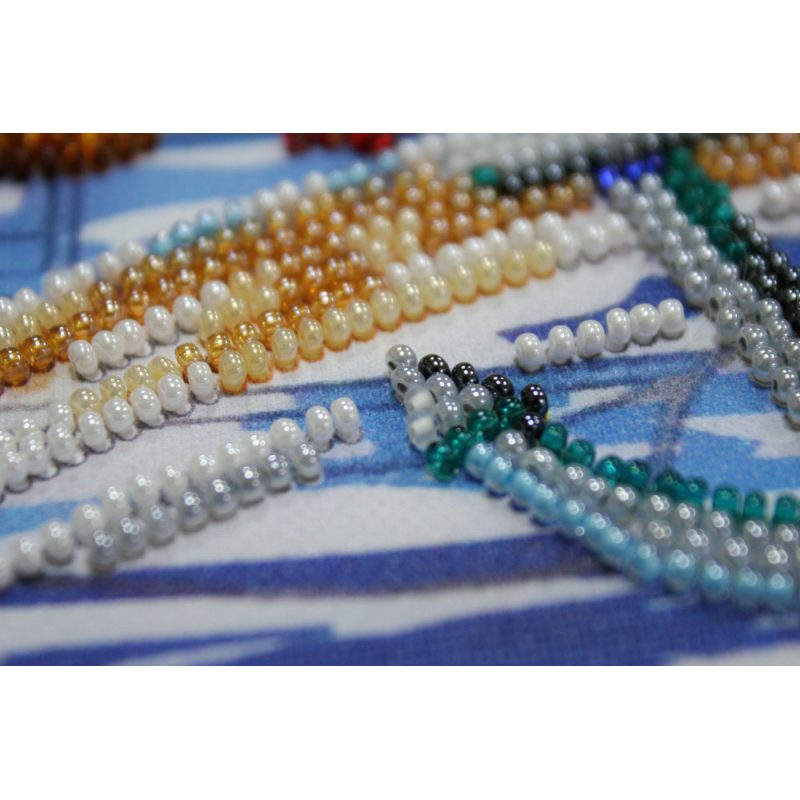 Mid-sized bead embroidery kit Attracted distance