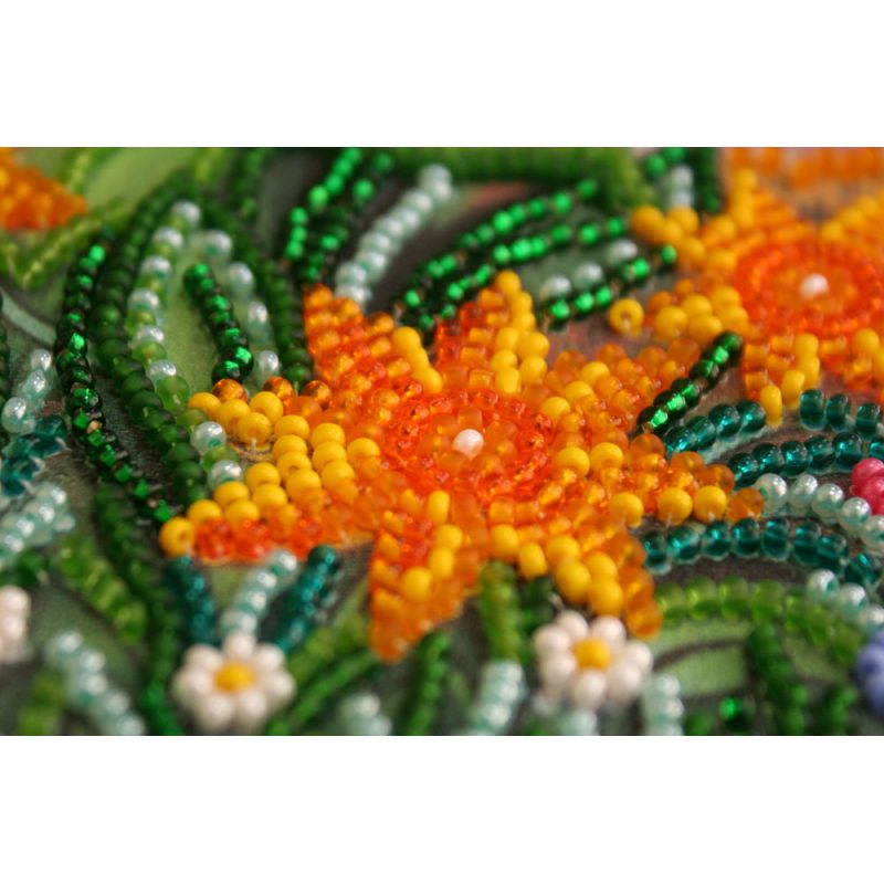 Mid-sized bead embroidery kit Earth stars