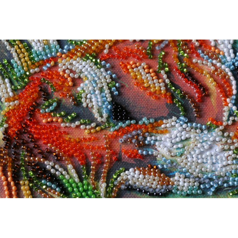 Mid-sized bead embroidery kit Small foxes
