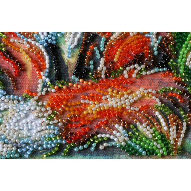 Mid-sized bead embroidery kit Small foxes