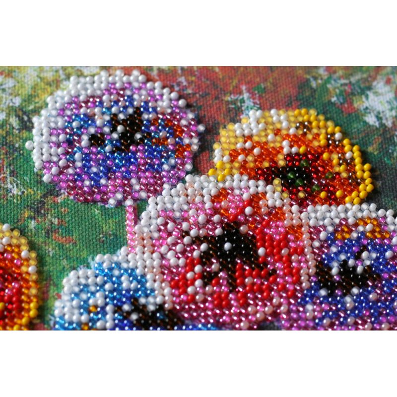 Mid-sized bead embroidery kit Multi-colored balls