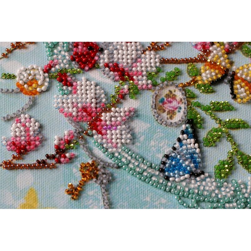 Mid-sized bead embroidery kit Keys to the spring
