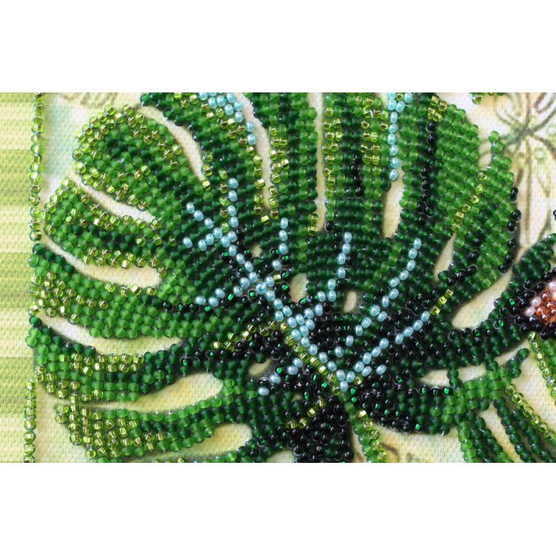 Mid-sized bead embroidery kit Monsters