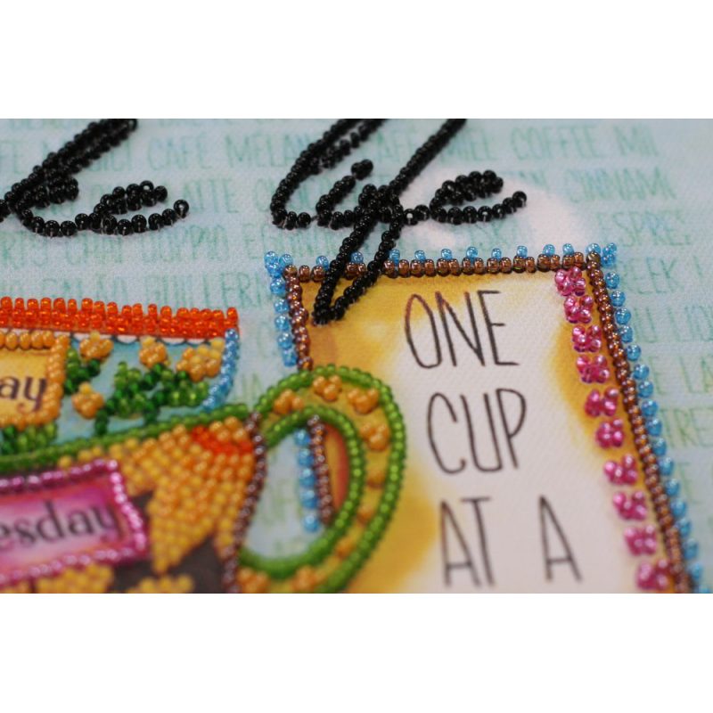 Mid-sized bead embroidery kit Coffee break