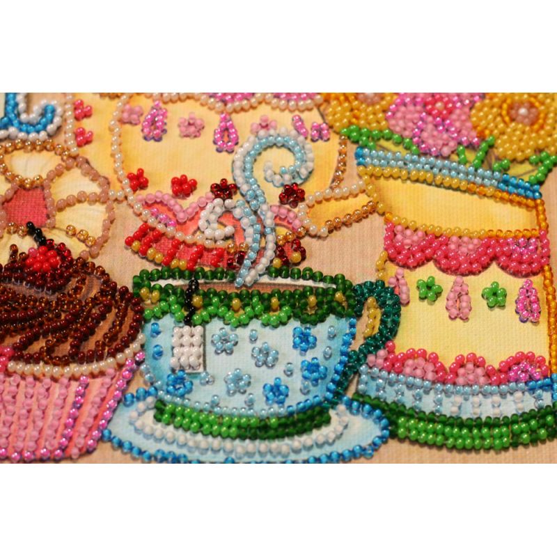 Mid-sized bead embroidery kit Crazy tea party
