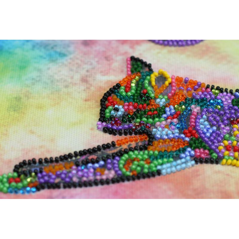 Mid-sized bead embroidery kit Playful kitten