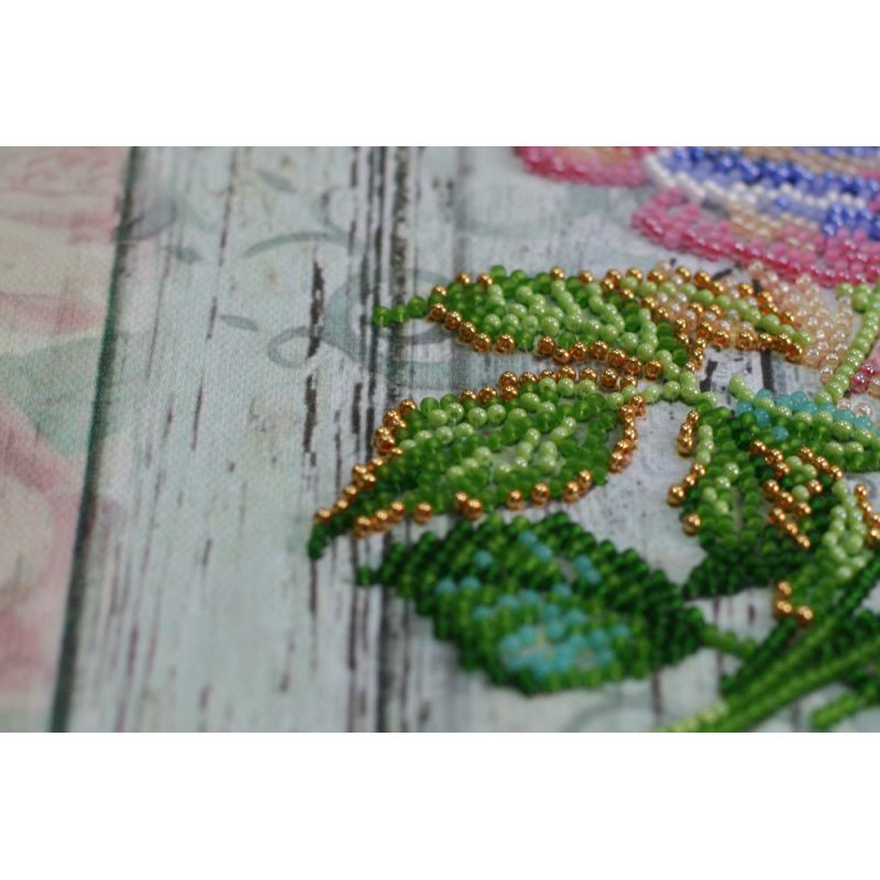 Mid-sized bead embroidery kit Сhina rose