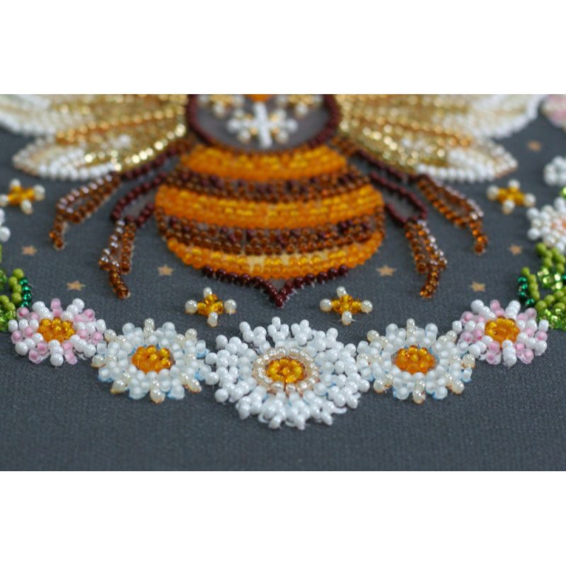 Mid-sized bead embroidery kit Honey dream