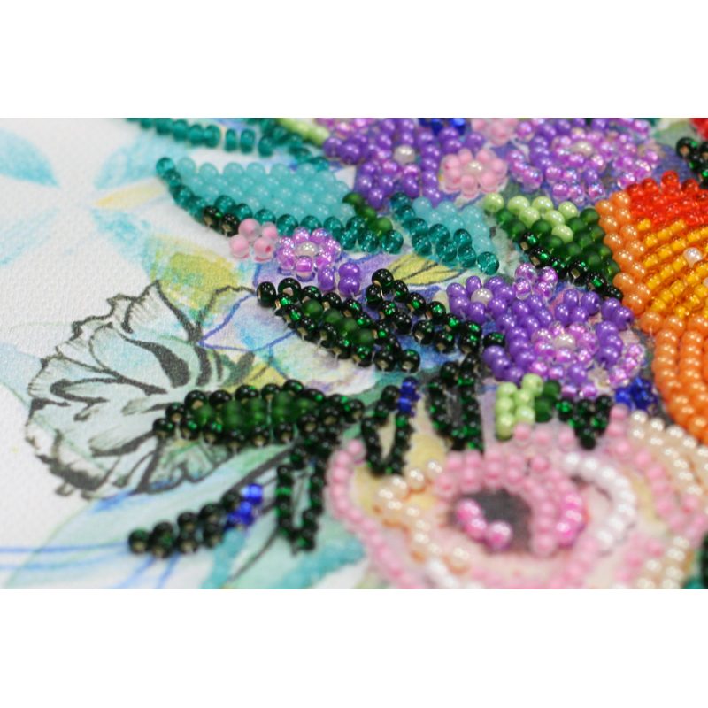Mid-sized bead embroidery kit Blooming flowers