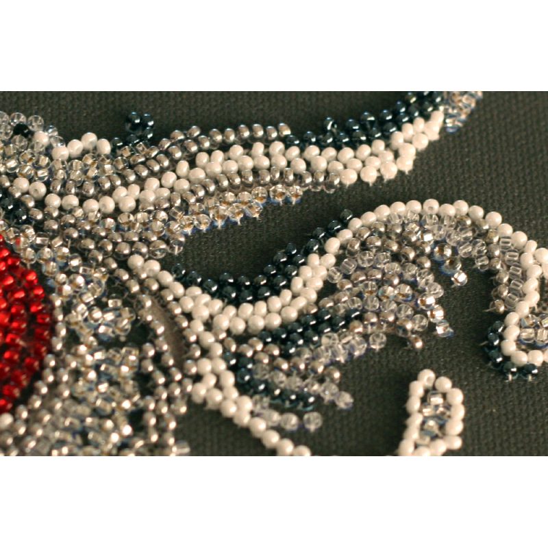 Mid-sized bead embroidery kit Calf