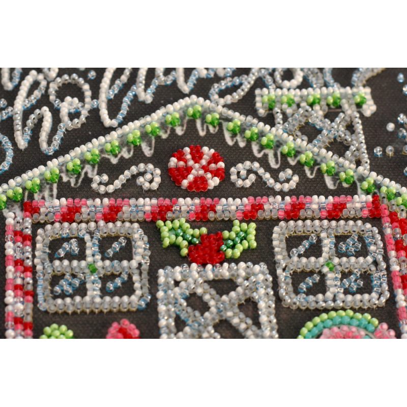 Mid-sized bead embroidery kit Icing-sugar