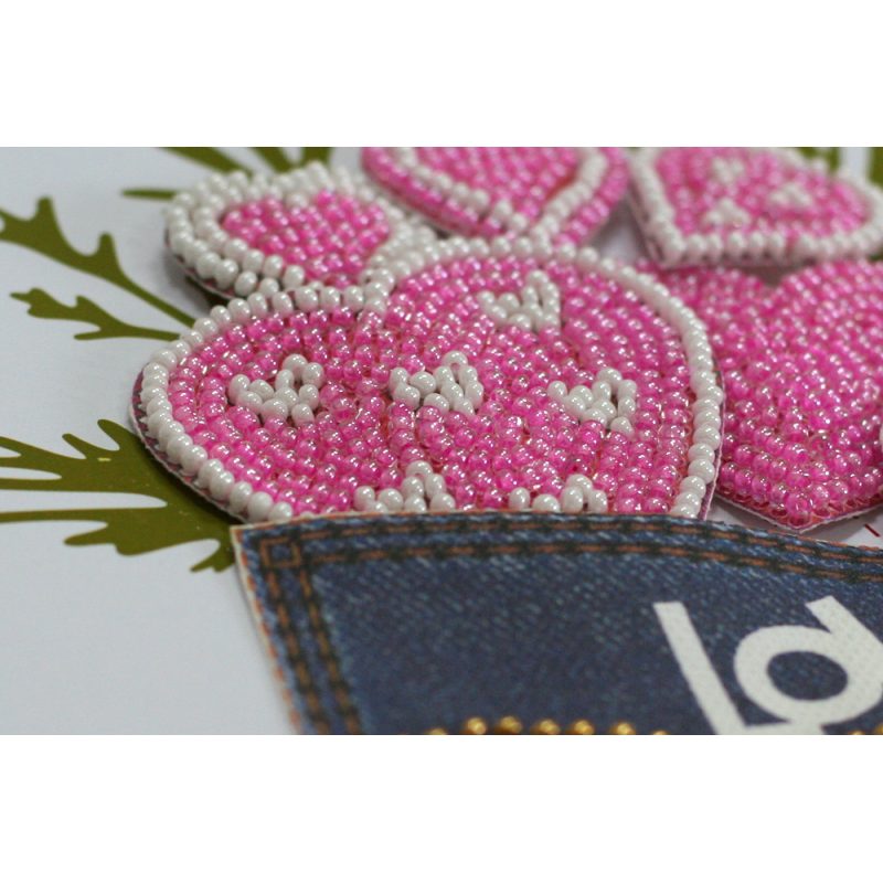 Keychain cross-stitch kit With an open heart