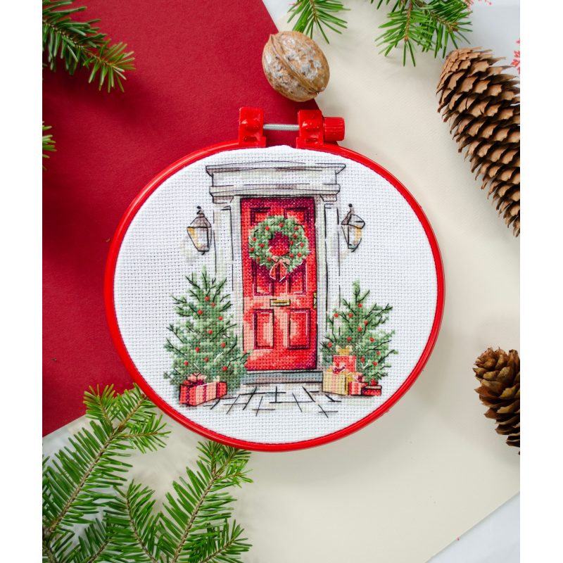 Embroidery hoop Plastic embroidery hoop, red, d-165 mm