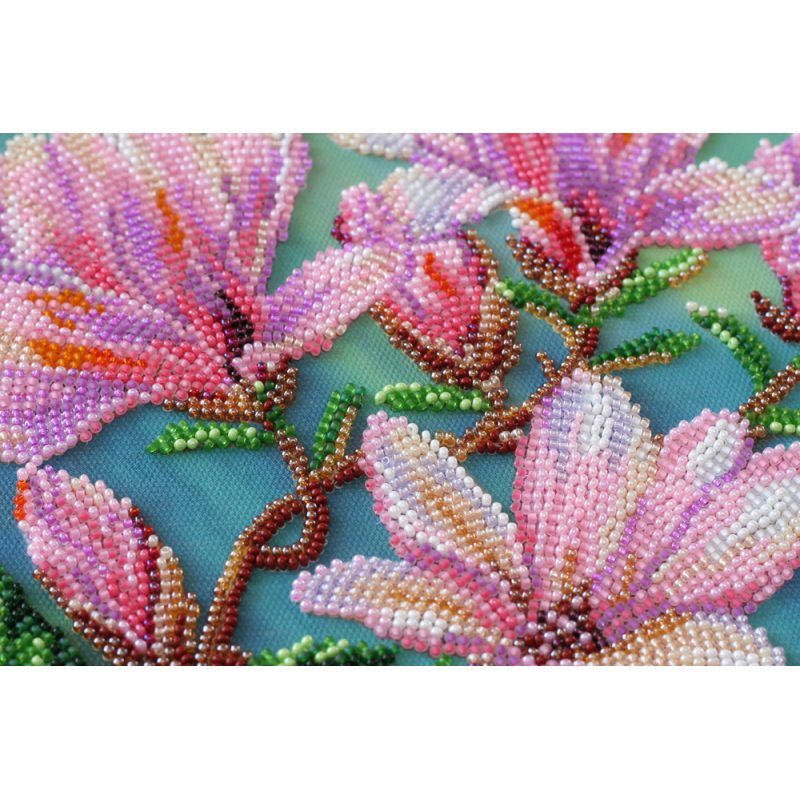 Main Bead Embroidery Kit Magnolias bloom